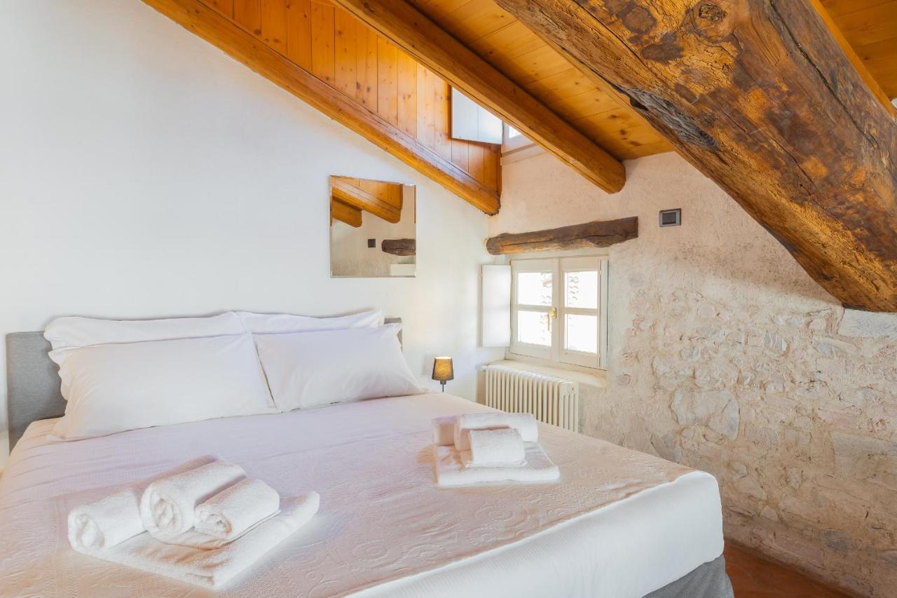 Antiche Mura Como By Rent All Como Ngoại thất bức ảnh