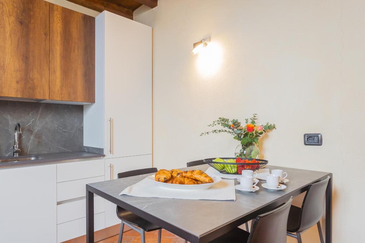 Antiche Mura Como By Rent All Como Ngoại thất bức ảnh